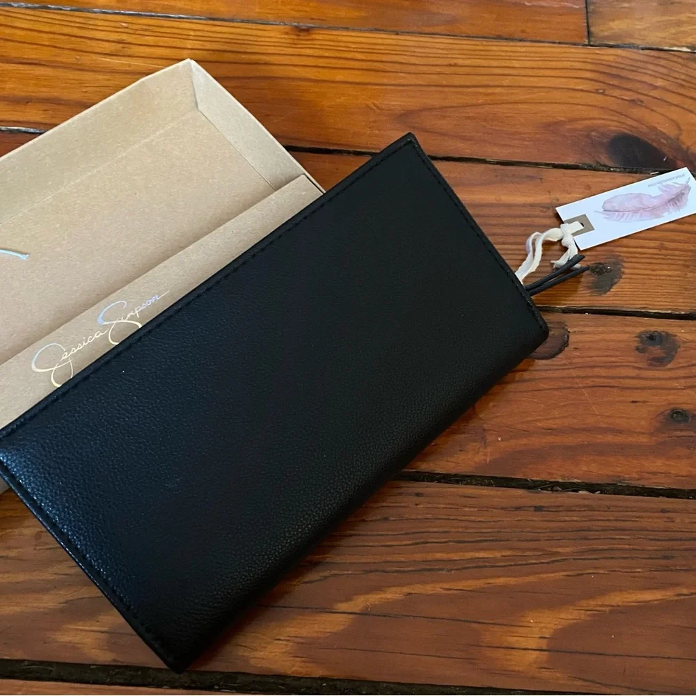 Jessica Simpson Faux Leather Black Zip Clutch Wallet NWT